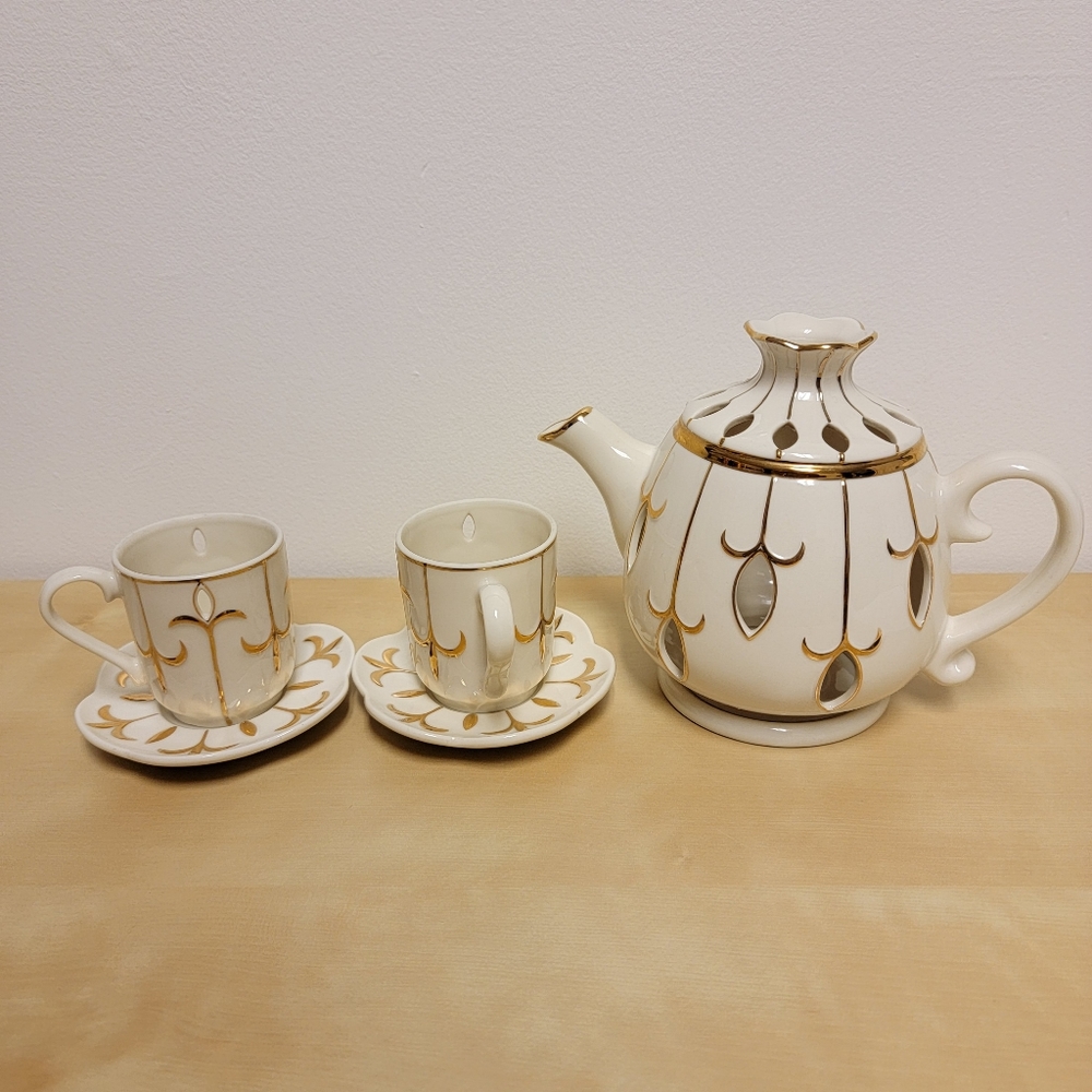 PartyLite Tea for Two Teapot Tealight Holder + Two Matching Cups & Saucers